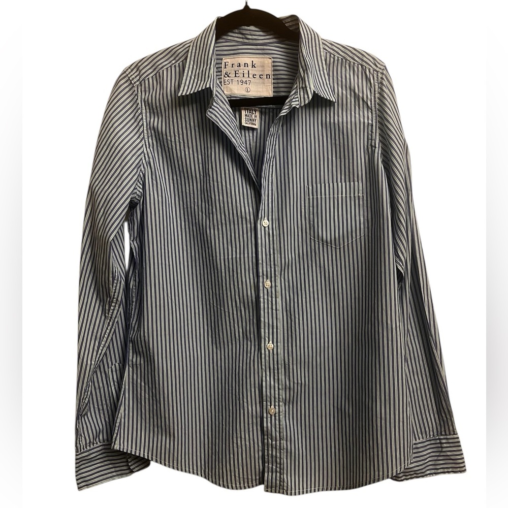 Frank & Eileen Navy and White Striped Women’s Button Down Shirt, size L